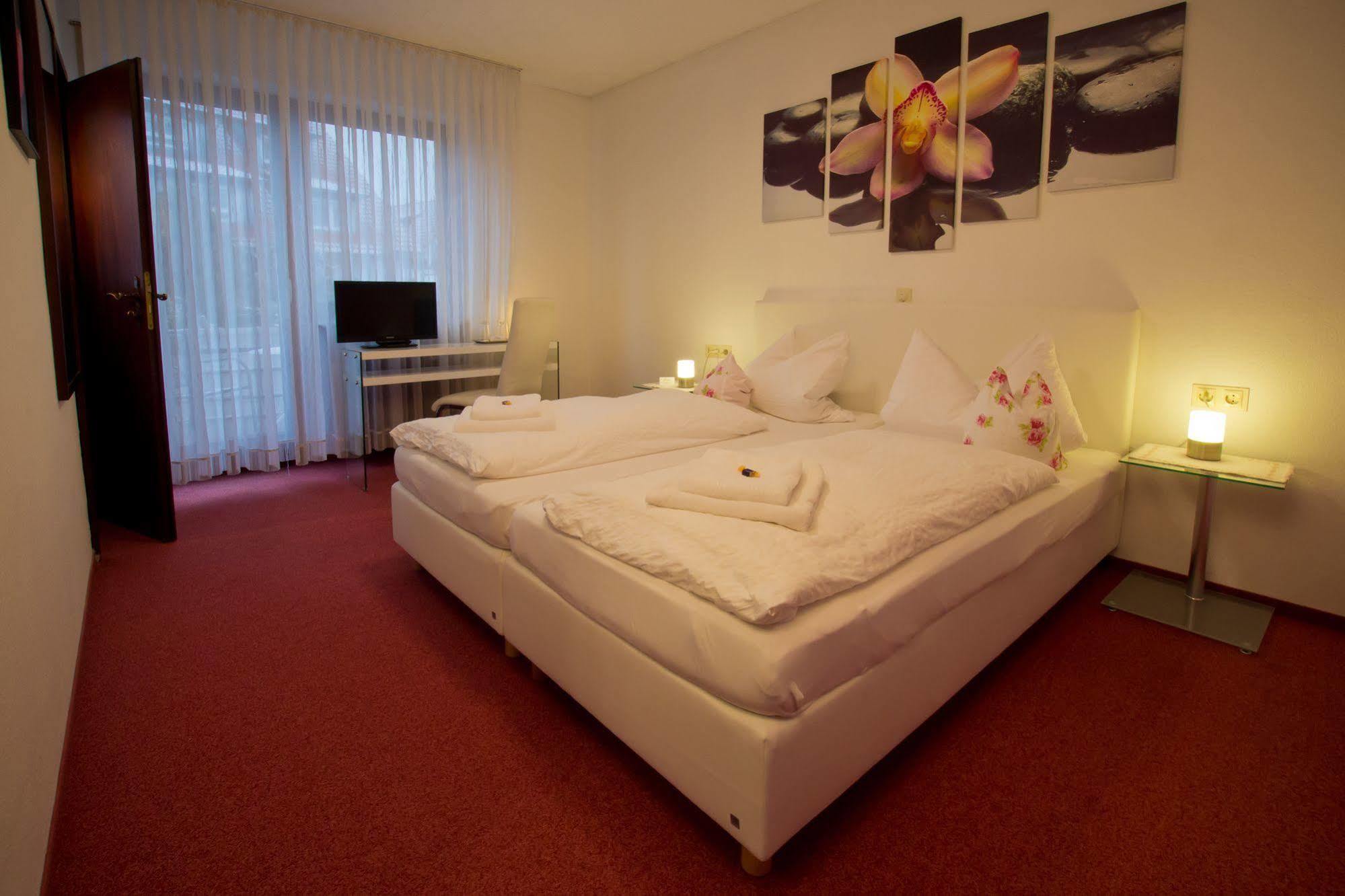 Schwäbisch Gmünd Hotel Rosengarten מראה חיצוני תמונה