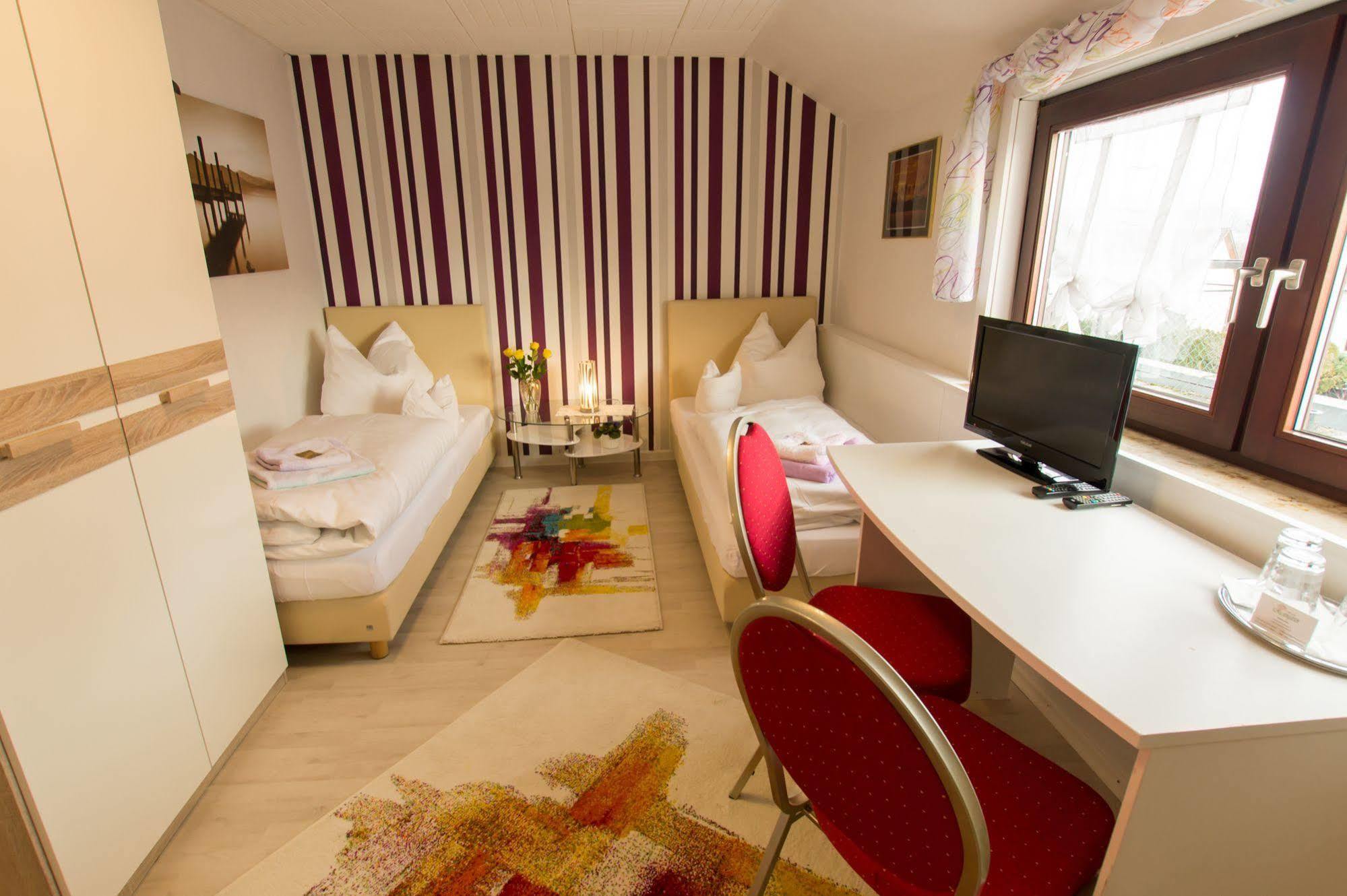 Schwäbisch Gmünd Hotel Rosengarten מראה חיצוני תמונה