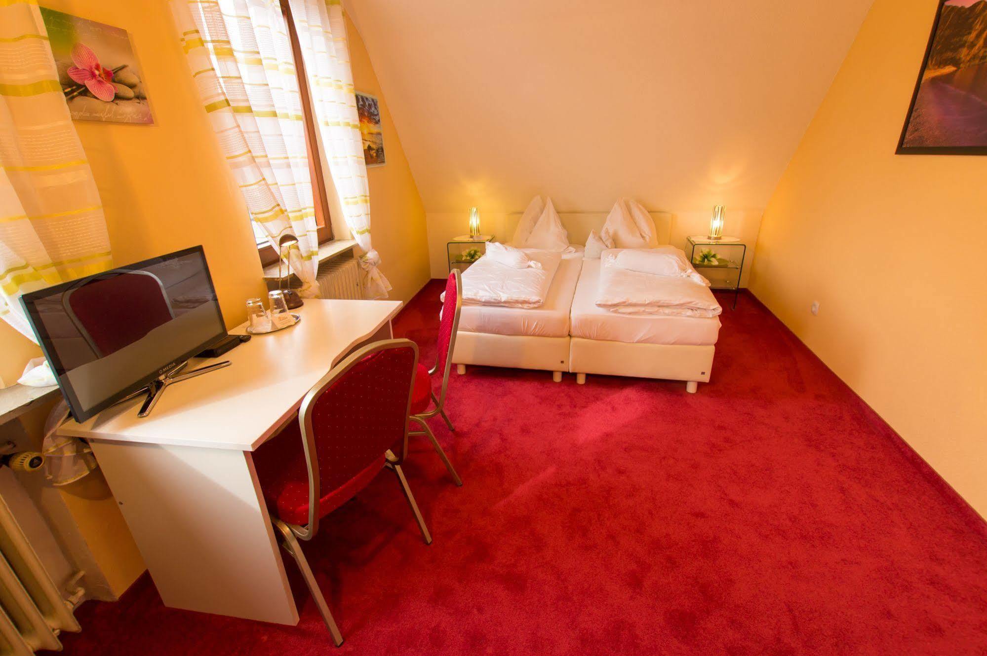 Schwäbisch Gmünd Hotel Rosengarten מראה חיצוני תמונה