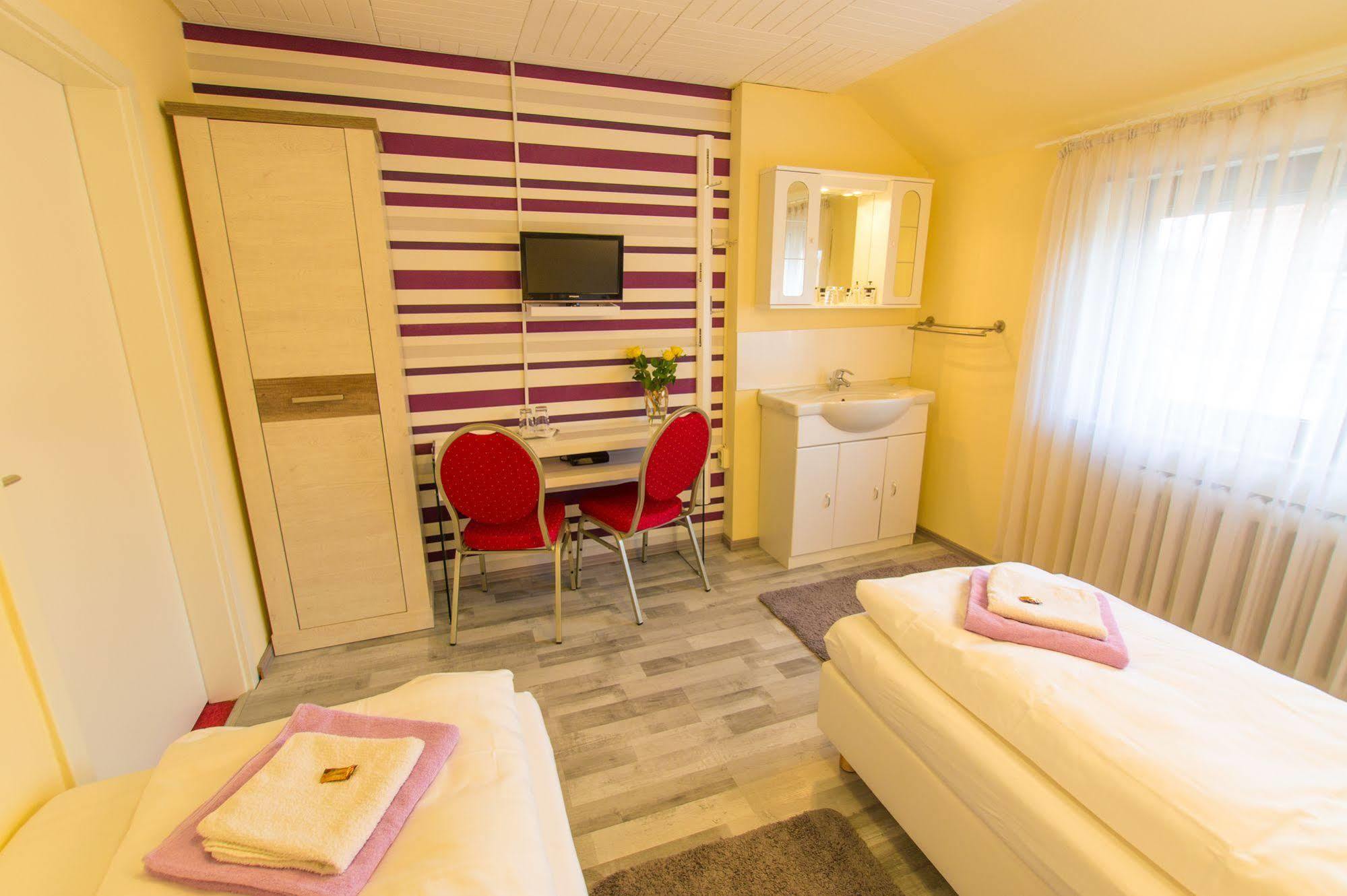 Schwäbisch Gmünd Hotel Rosengarten מראה חיצוני תמונה